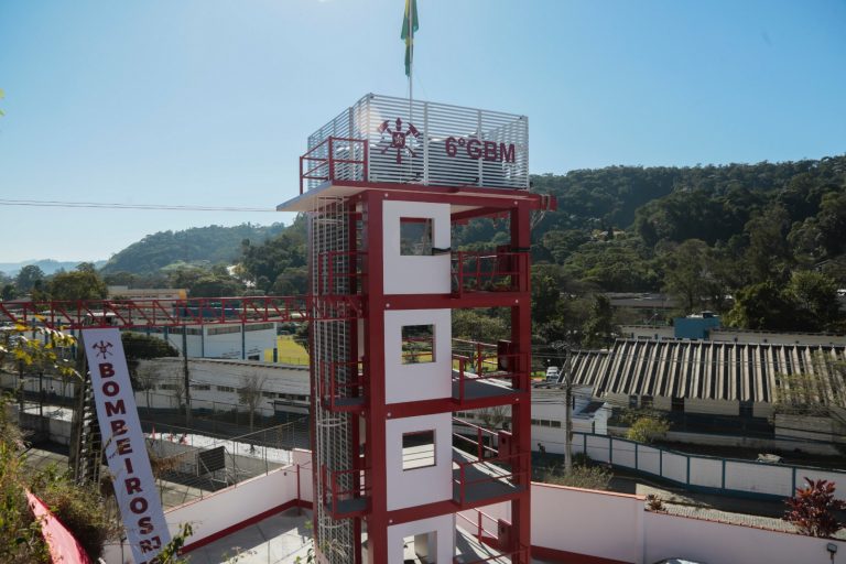 Estado anuncia 1.644 vagas para o Corpo de Bombeiros Rio