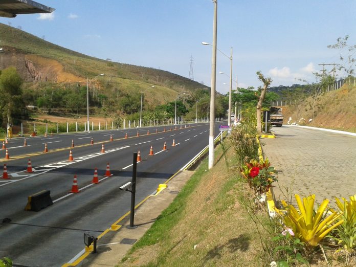 Mais de 154 mil veículos circularam pela RJ-116 durante o Carnaval