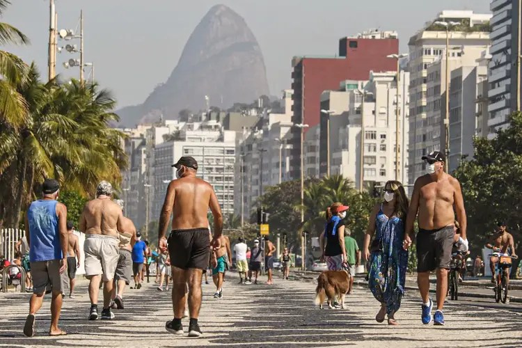 População brasileira começará a diminuir a partir de 2042