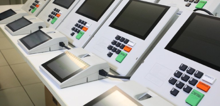 Eleições 2024: Inteligência Artificial terá regras mais rígidas