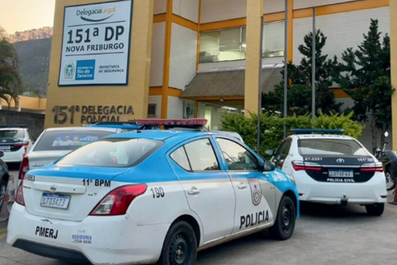 Dupla é presa por tráfico de drogas no bairro Floresta