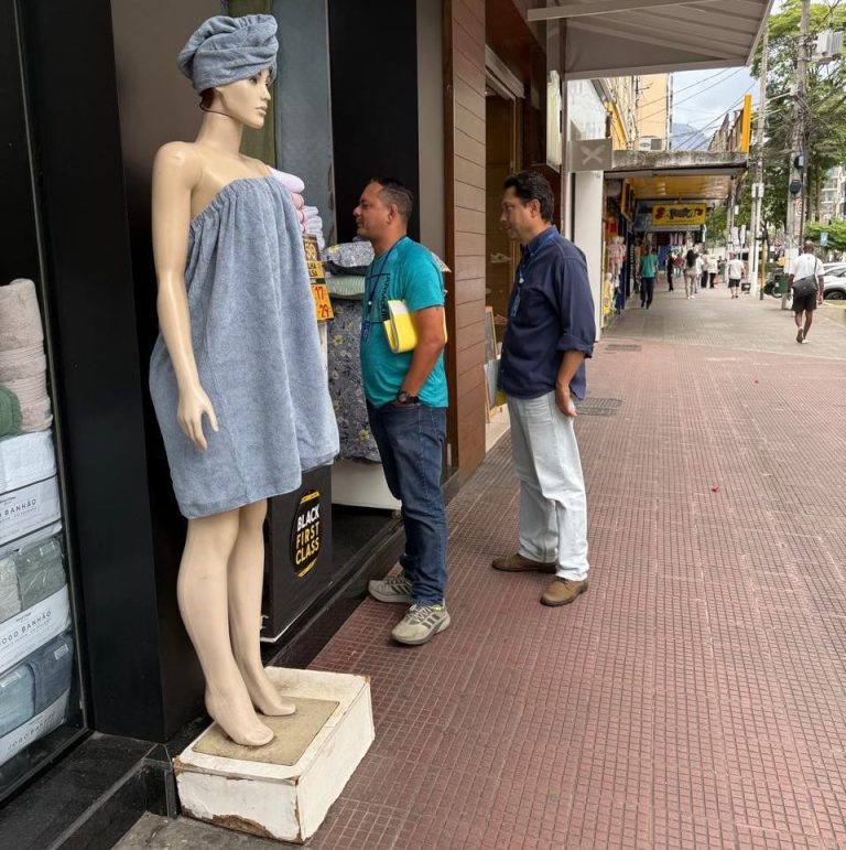 Postura aplica 20 multas durante fiscalizações no Centro de Nova Friburgo