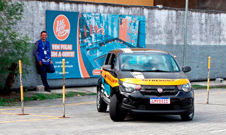 Detran libera cadastro de veículos automáticos para habilitação