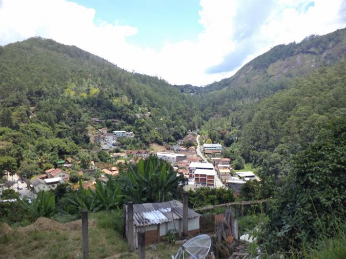 Justiça cobra soluções sobre proteção contra chuvas de moradores do Vale dos Pinheiros e Lagoinha, em Nova Friburgo