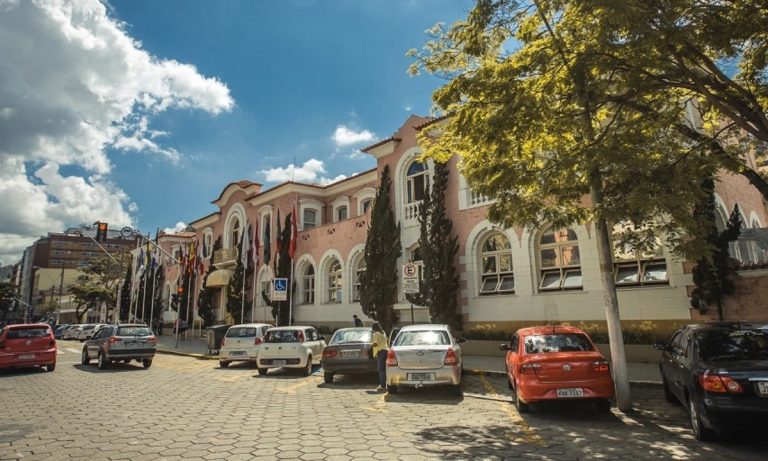 Prefeitura de Nova Friburgo alerta para golpe envolvendo Alvarás
