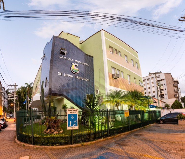 Justiça decide validar comissões eleitas pela Câmara de Nova Friburgo