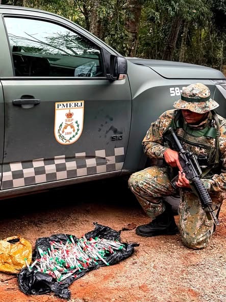Batalhão de Polícia Ambiental apreende maconha durante patrulhamento em Nova Friburgo