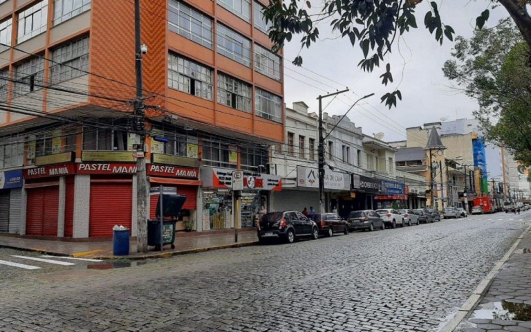 Lojas de Nova Friburgo fecham na segunda (17), pelo Dia do Comerciário