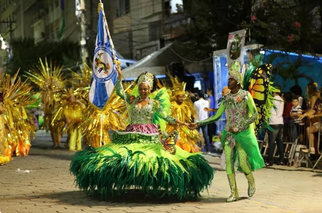 Alunos do Samba é punida com a perda de dois décimos no Carnaval deste ano