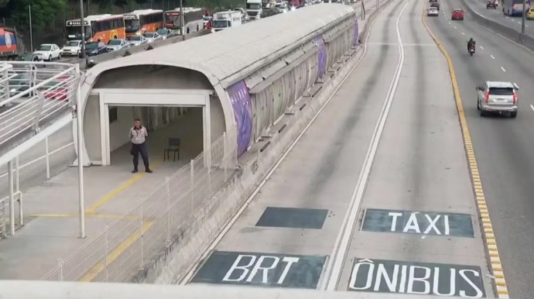 Faixa exclusiva na Av. Brasil será liberada para taxistas de Nova Friburgo
