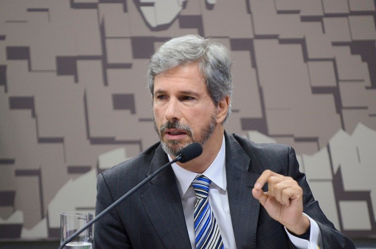 Diplomata com raízes em Nova Friburgo deve chefiar embaixada do Brasil na Grécia