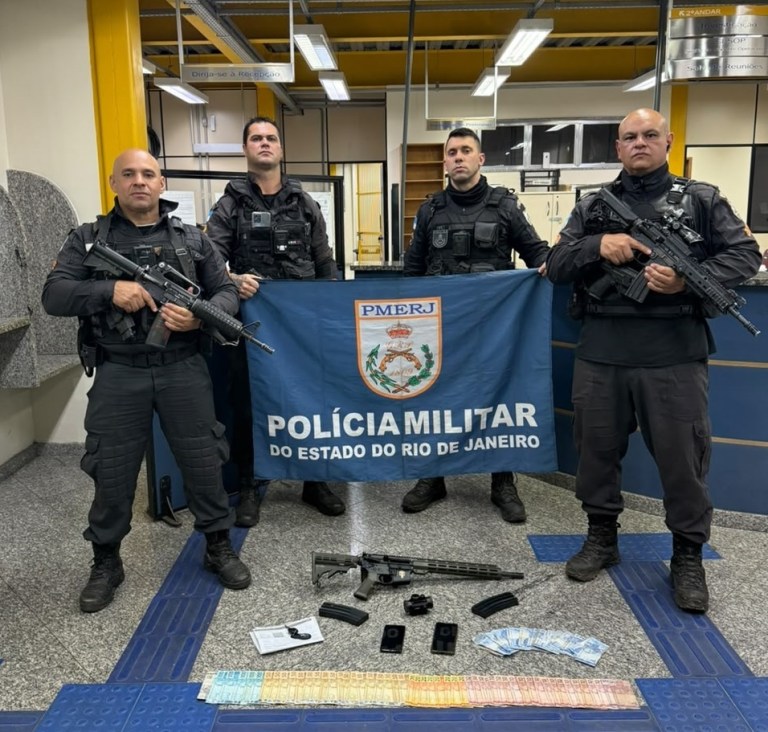 PM apreende fuzil durante abordagem em Nova Friburgo