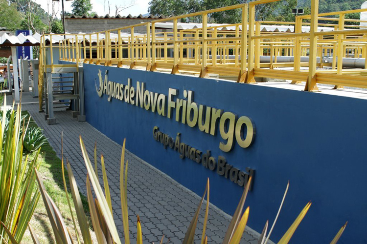 Águas de Nova Friburgo atende em São Pedro da Serra para adesão à Tarifa Social