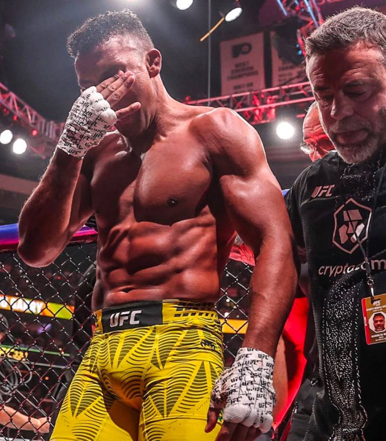 Edson Barboza anuncia aposentadoria do UFC