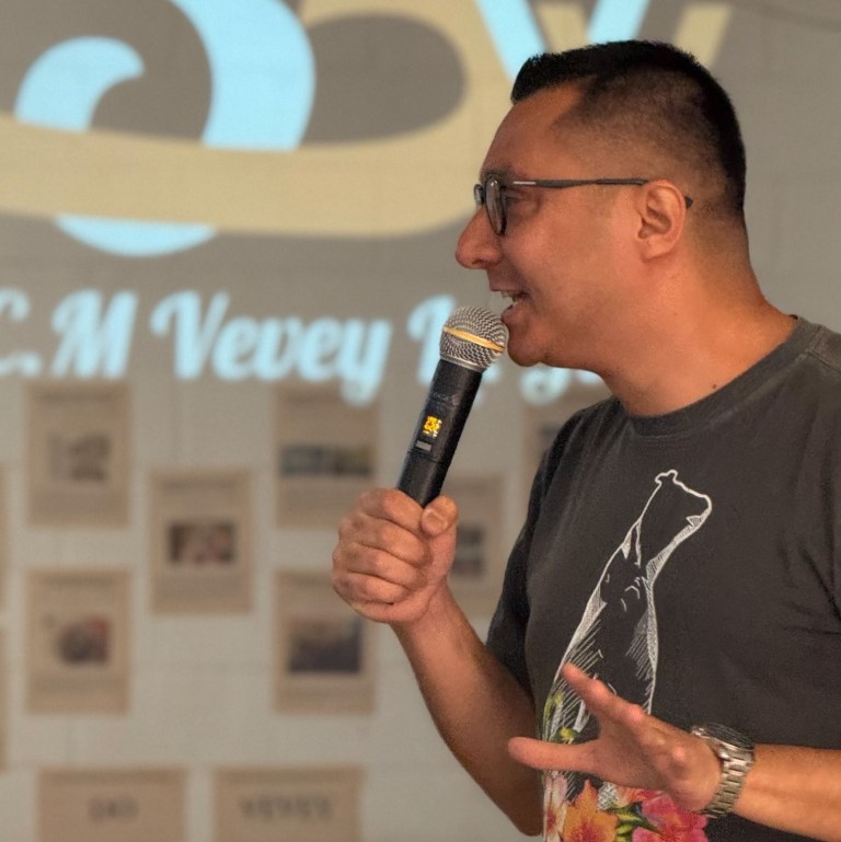 Câmara aprova viagem do prefeito Johnny Maycon a Israel
