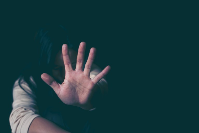 Feminicídios crescem e casos de estupro batem recorde no Rio