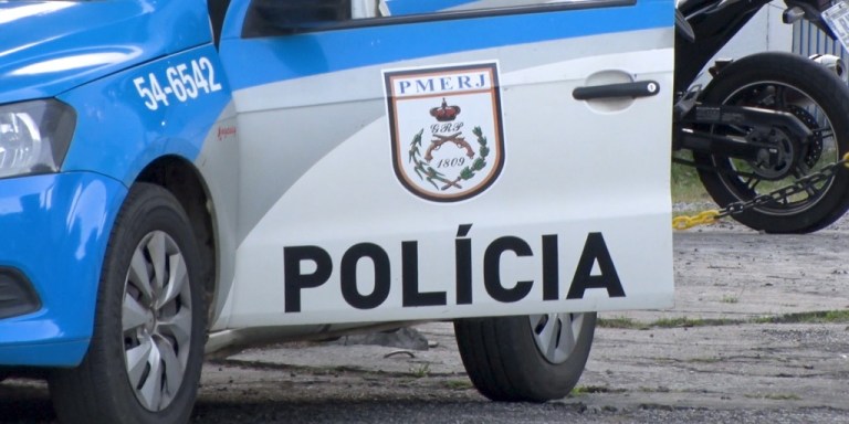 Mulher é morta a tiros dentro de casa em Bom Jardim