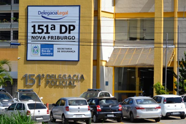 Detido com drogas, no Perissê, utilizava moto para vendas