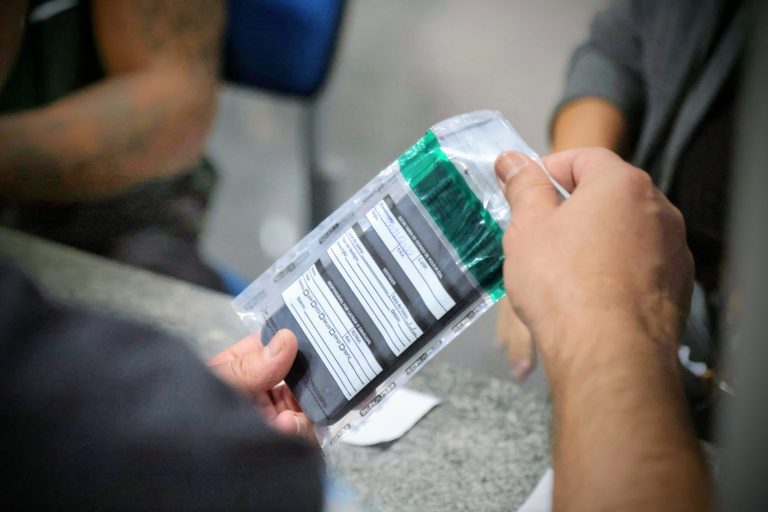1,4 mil celulares roubados ou furtados são devolvidos