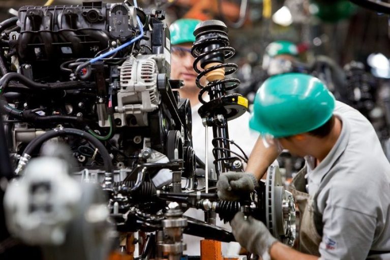 Produção industrial do Rio cresce acima da média do país em janeiro