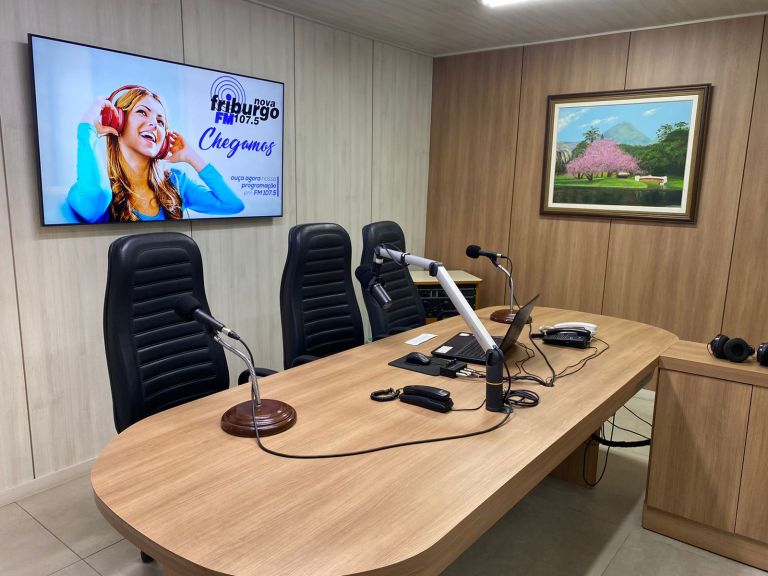 Apuração: Friburgo FM lidera audiência na transmissão em redes sociais