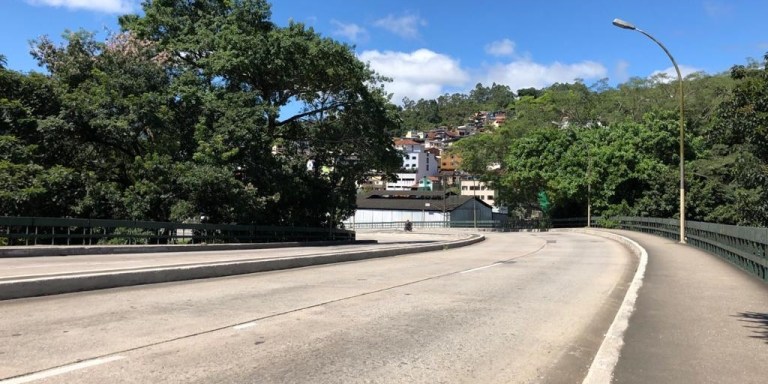 Vereadores discutem segurança no viaduto, que pode ganhar proteção