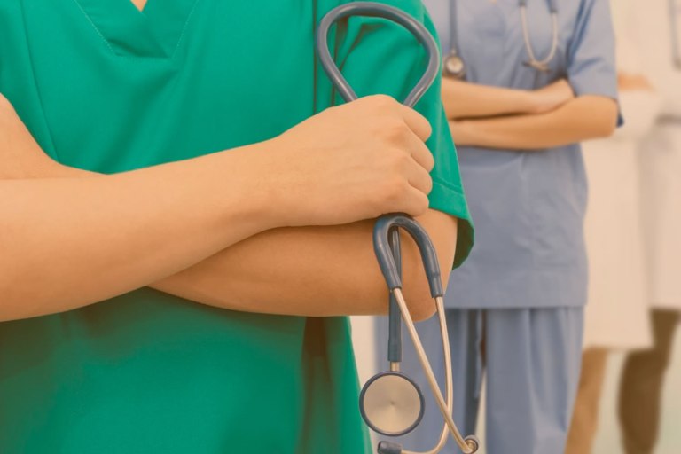 Curso técnico gratuito de enfermagem terá inscrições abertas em Nova Friburgo
