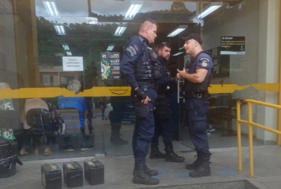 Guarda Municipal recupera baterias automotivas furtadas na Via Expressa