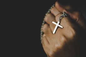Católicos predominam em Nova Friburgo, e número de pessoas sem religião sobe