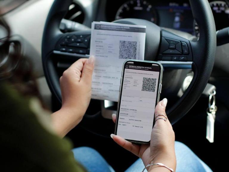Licenciamento de veículos com placa final 0, 1 e 2 termina sexta-feira (31)
