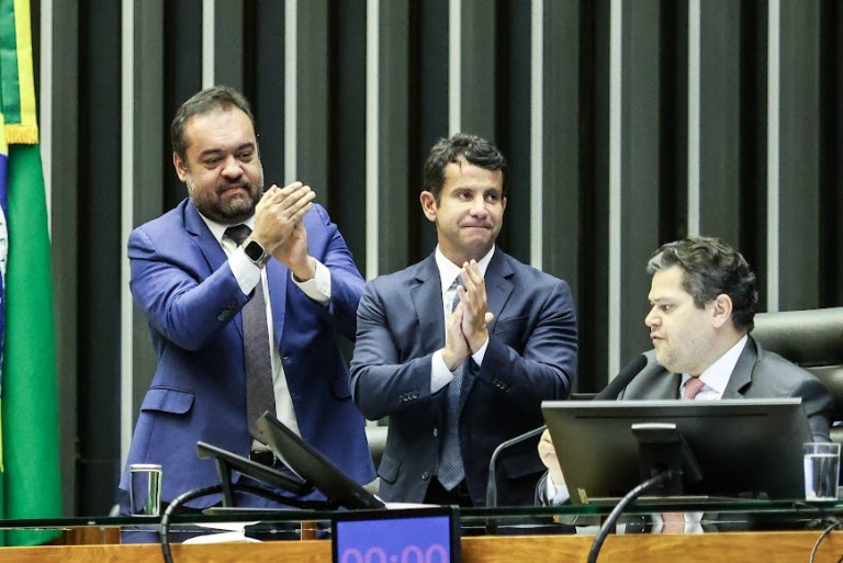RJ adere ao Programa de Pleno Pagamento de Dívidas dos Estados