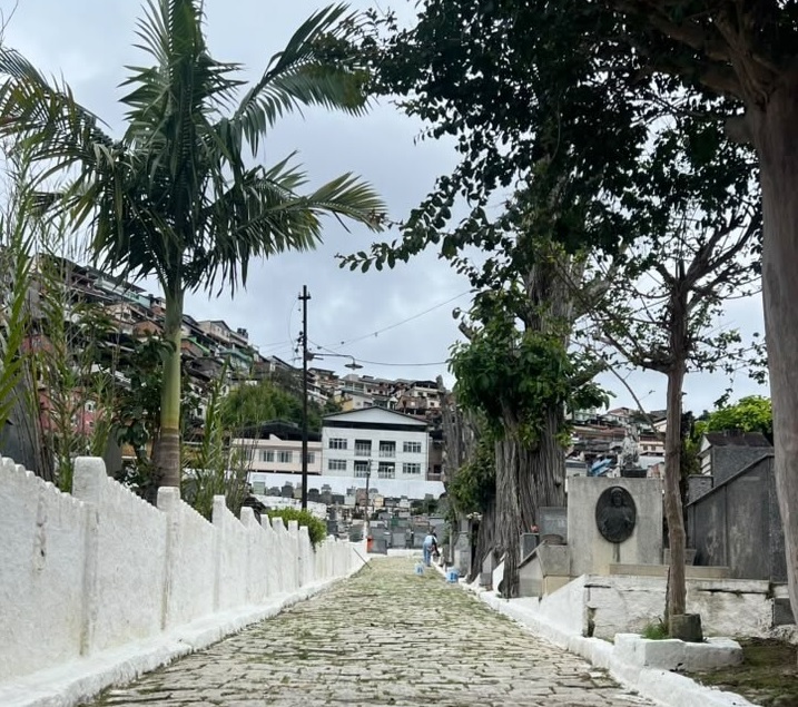 Cemitérios de Nova Friburgo terão horário estendido para o Dia de Finados